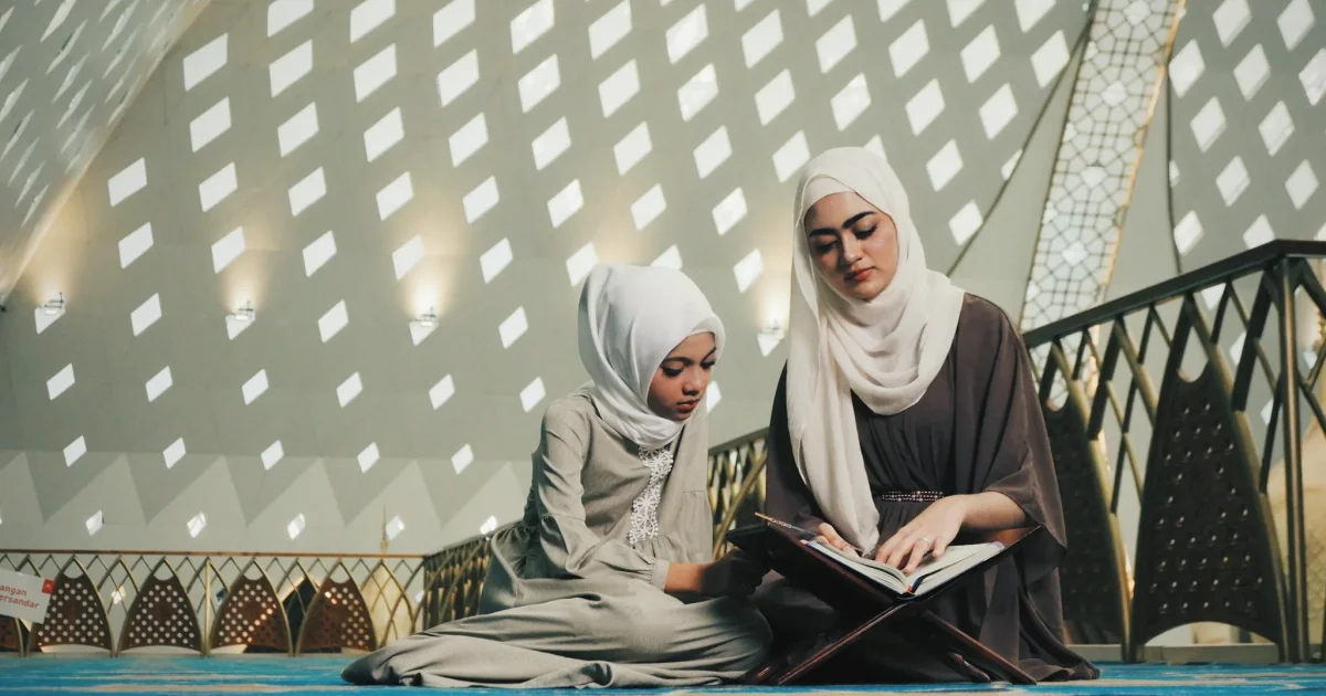 Choosing the Right Friends in Islam: A Complete Guide 1 Choosing the Right Friends in Islam: A Complete Guide