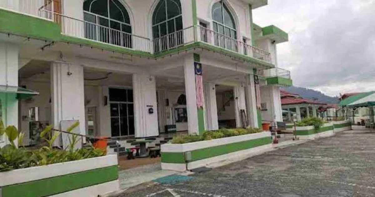 Masjid at Tayyibin Taman Bidara
